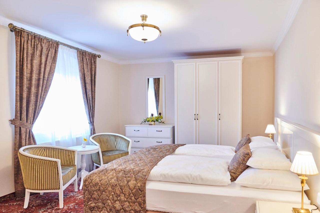 Spa Hotel Centrum Františkovy Lázně Zewnętrze zdjęcie