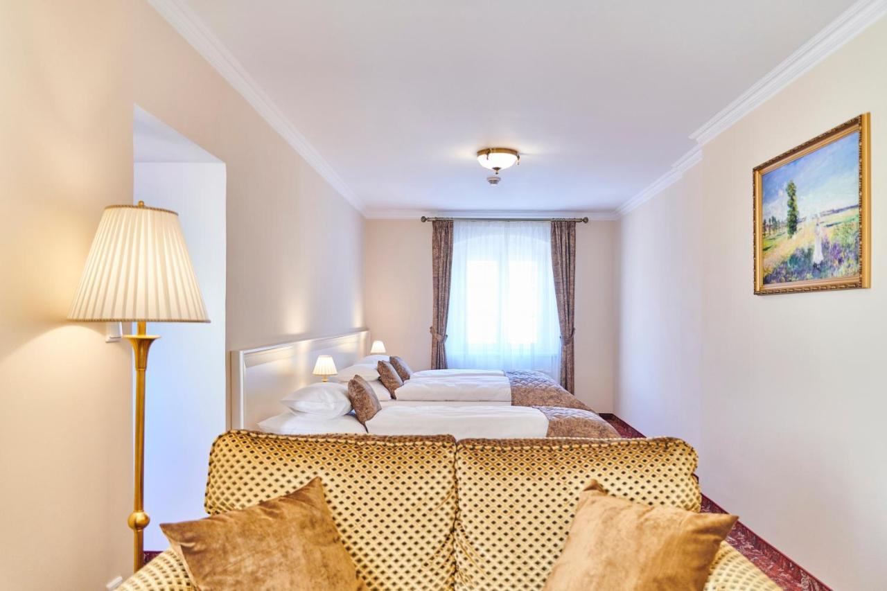 Spa Hotel Centrum Františkovy Lázně Zewnętrze zdjęcie